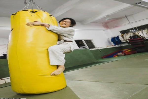 怀化肚皮舞体育中心的培训课程与导师介绍(图1)